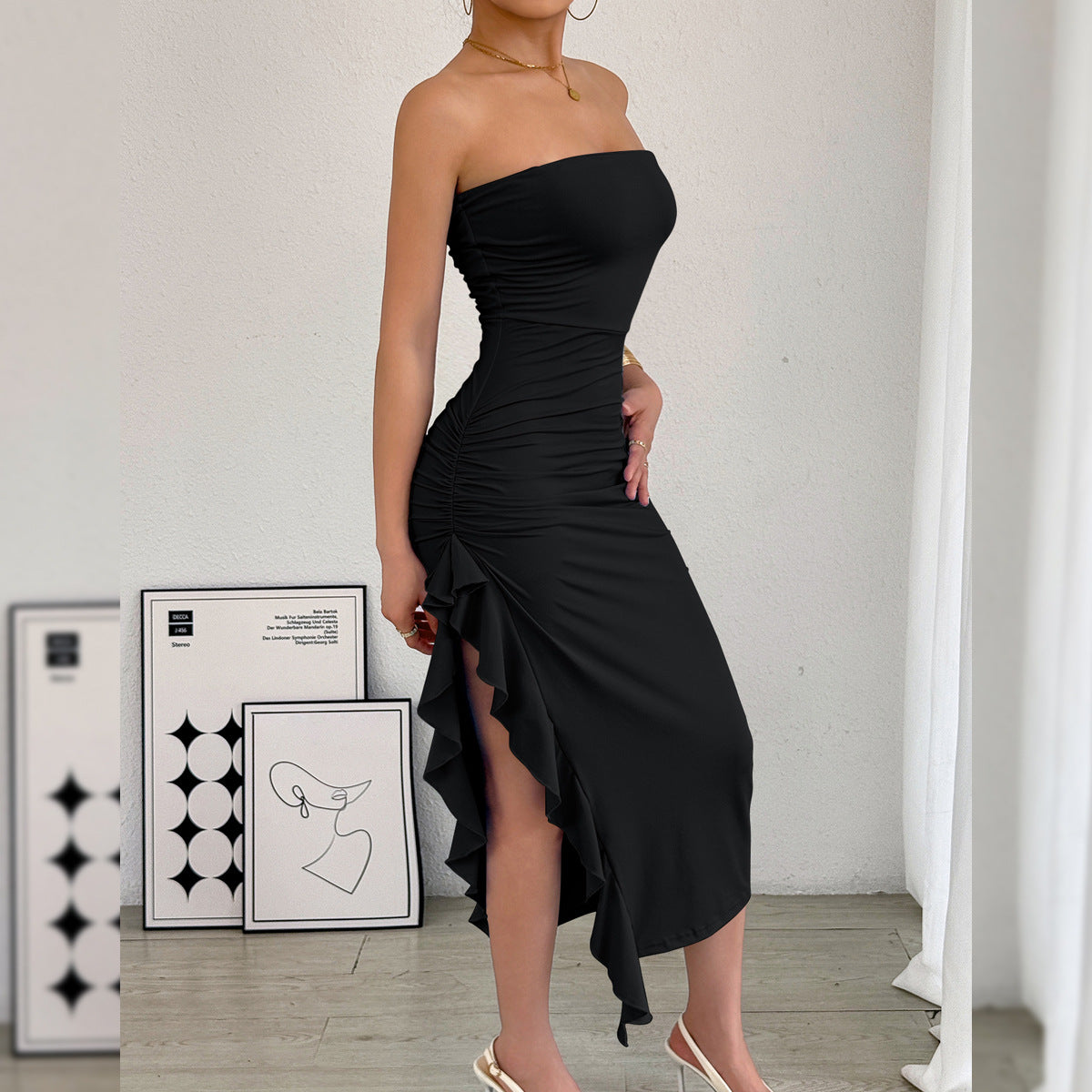 Solid color ruffled Dress